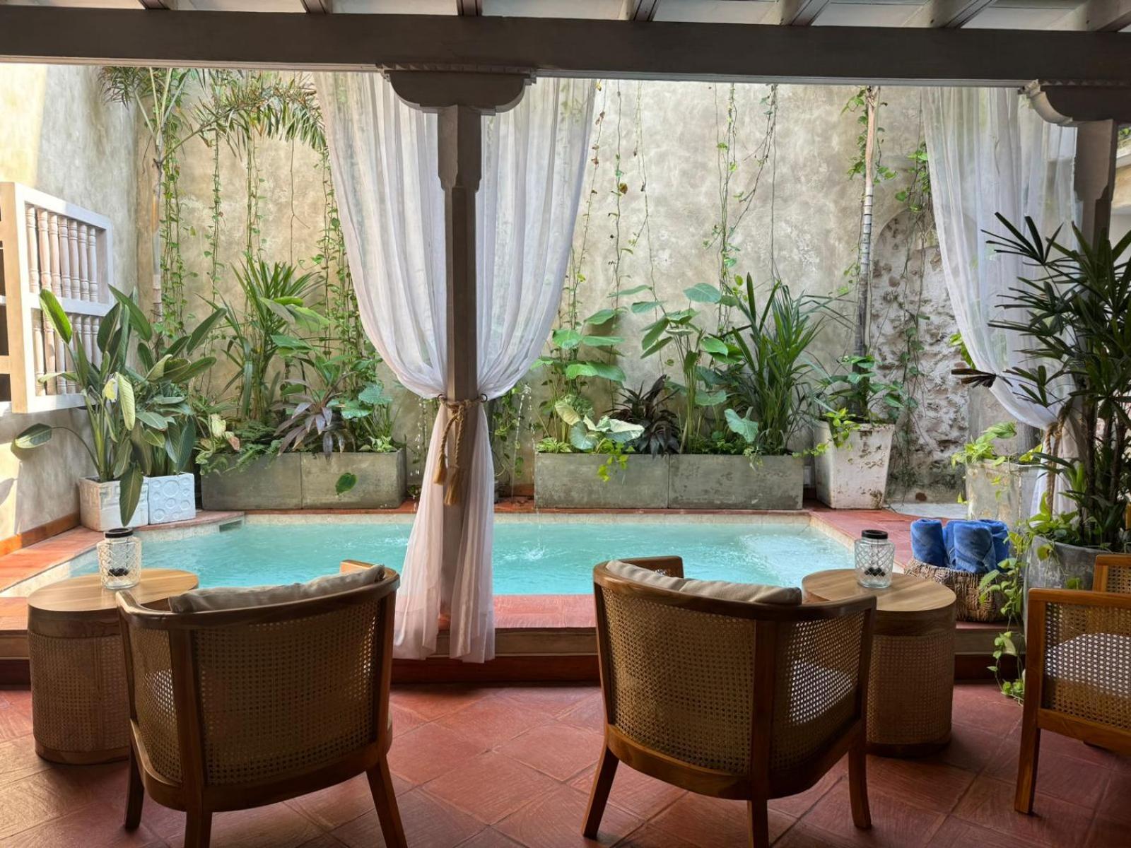 Hotel Moet Boutique Adutls Only 4*