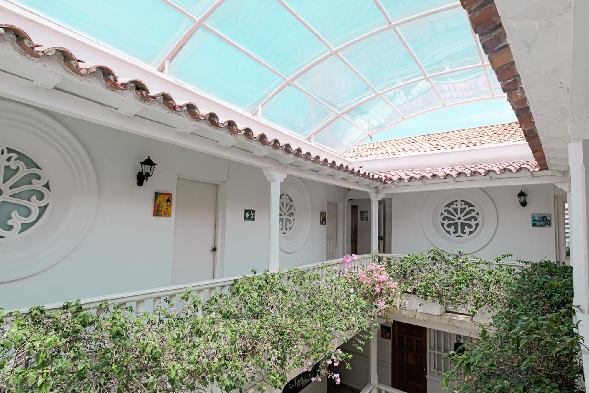Kartaxa Hotel 4*