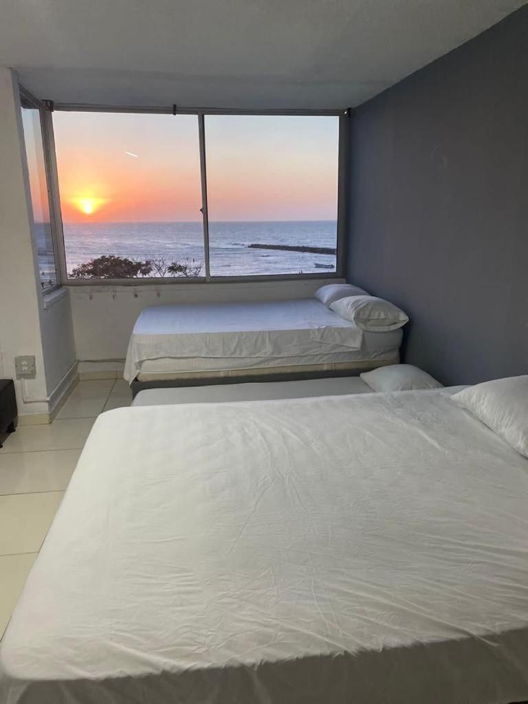 Hermosa Vista Mar Y Ciudad *