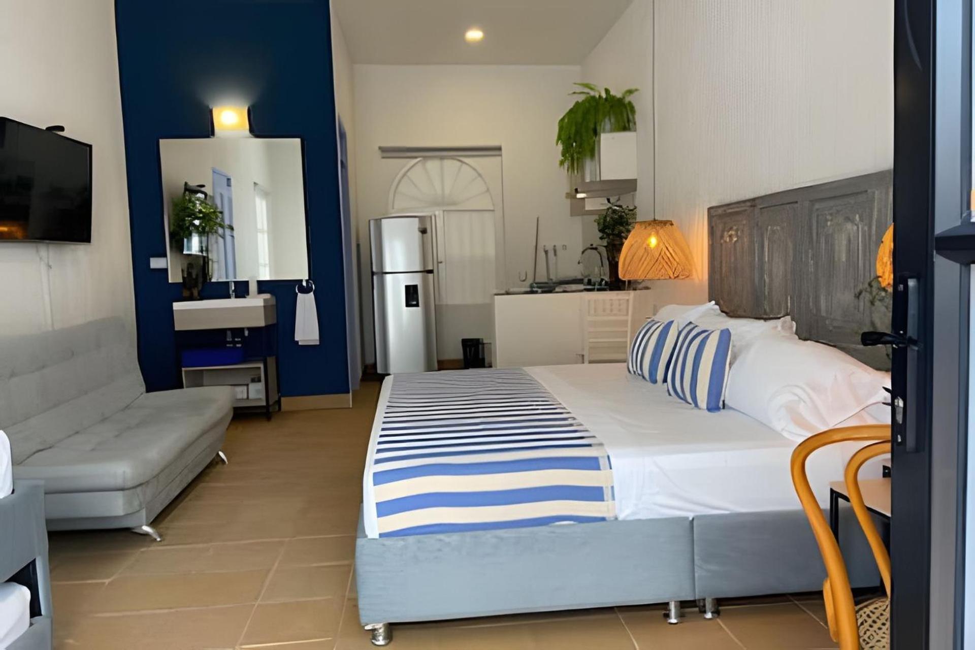 Guest house Cartagena+ Picina+6 Alcobas + Ciudad Antigua Cartagena
