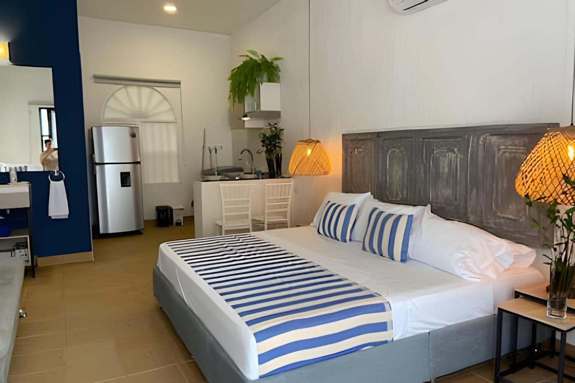 Guest house Cartagena+ Picina+6 Alcobas + Ciudad Antigua Cartagena