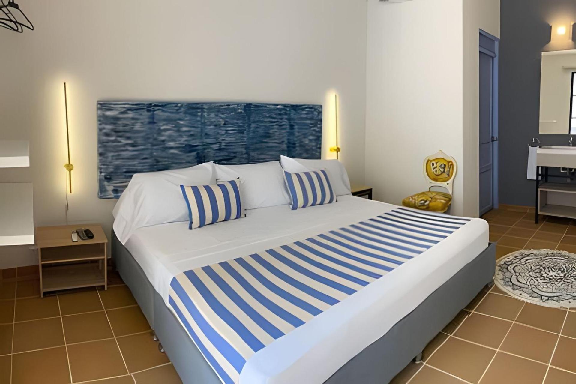 Guest house Cartagena+ Picina+6 Alcobas + Ciudad Antigua *