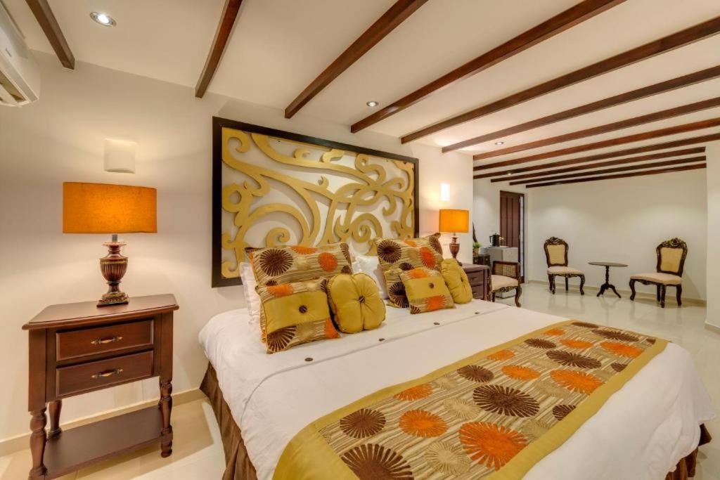 Dorado Plaza Calle Del Arsenal Hotel 4*