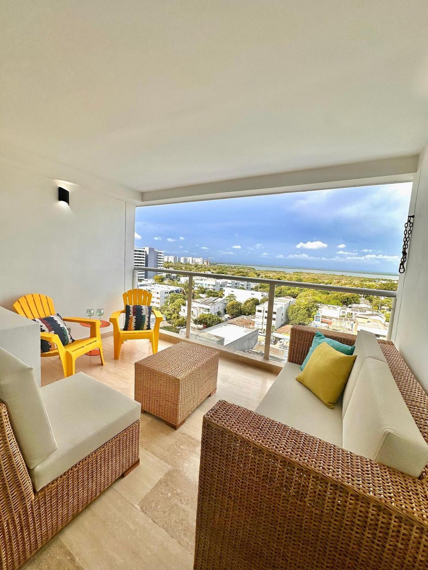 Apartamento Cb1034 Increible Vista A La Ciudad-amanecer Cartagena