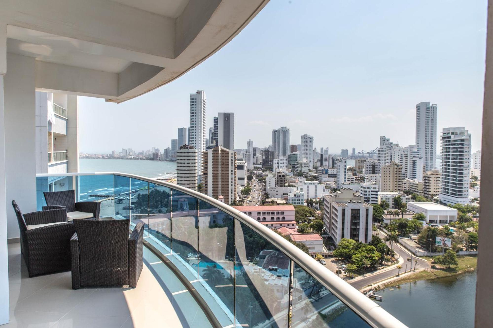 Unik Edificio Poseidon Apartamento