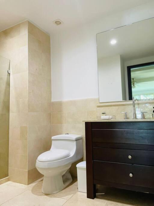 Apartamento Modern Comfort - Spacious 2br In Walled Cartagena