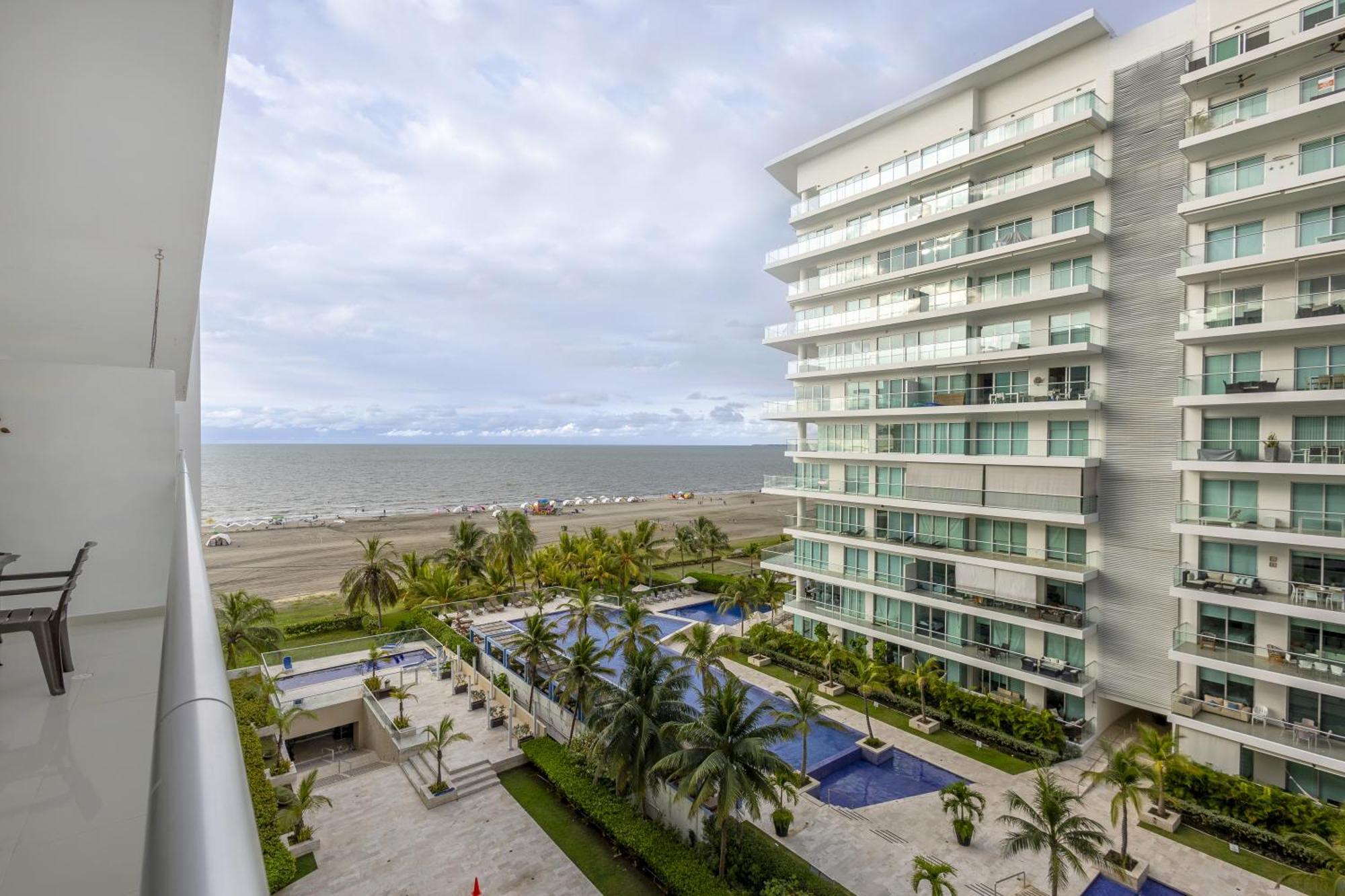 Morros Pelican Summer - Livin Colombia Apartment