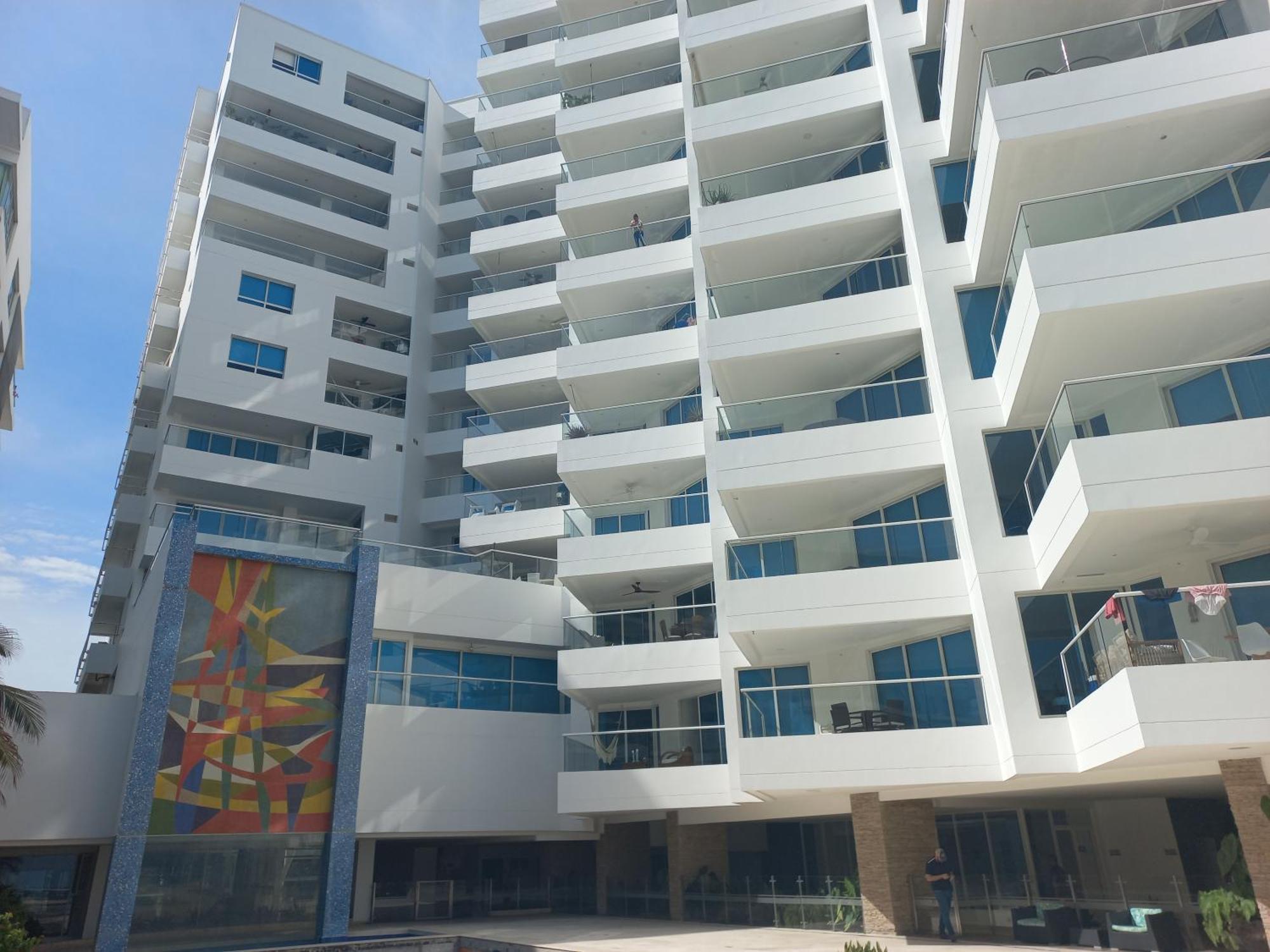 Lux Beachfront Apartamento