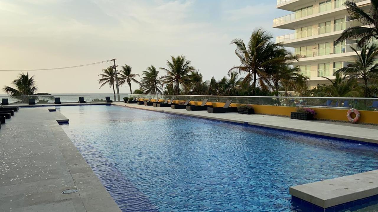 Lux Beachfront Apartamento *