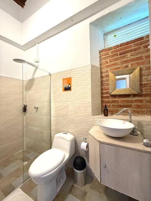 Casa Mayor, Aldaba Selection *