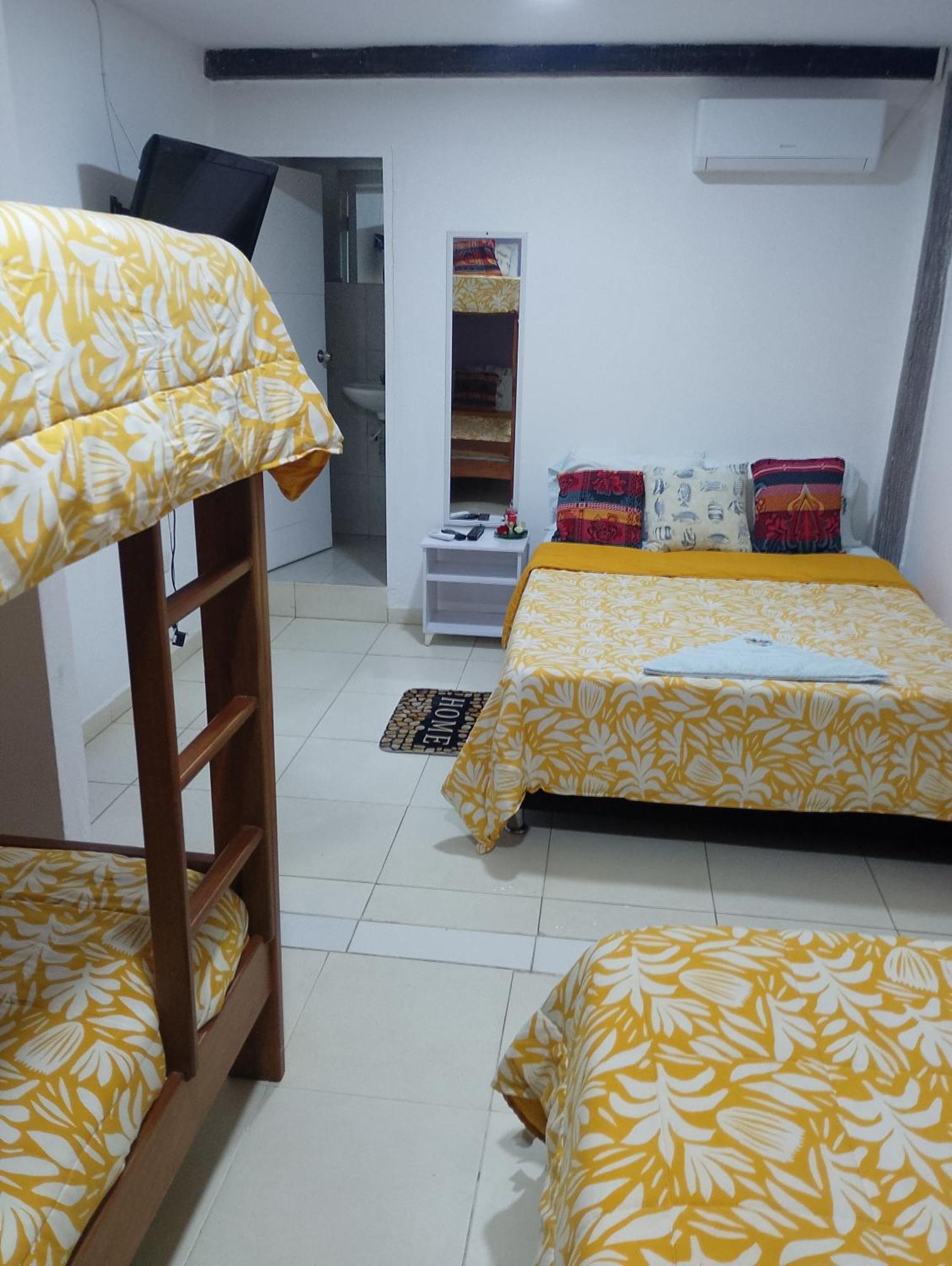 Hotel House Marfito Airport 3*
