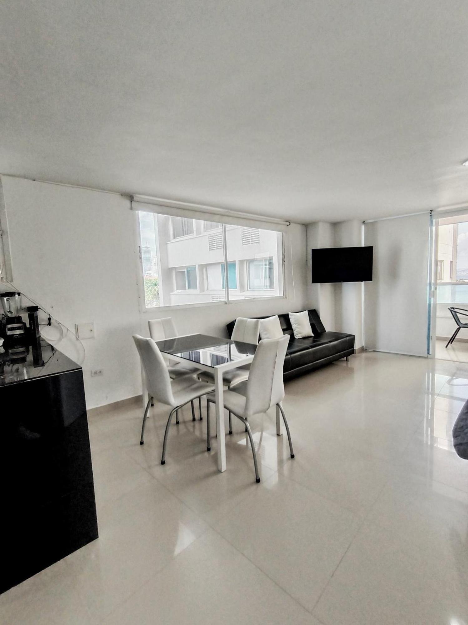 Laguito Bocagrande Por Parceros Group Cartagena