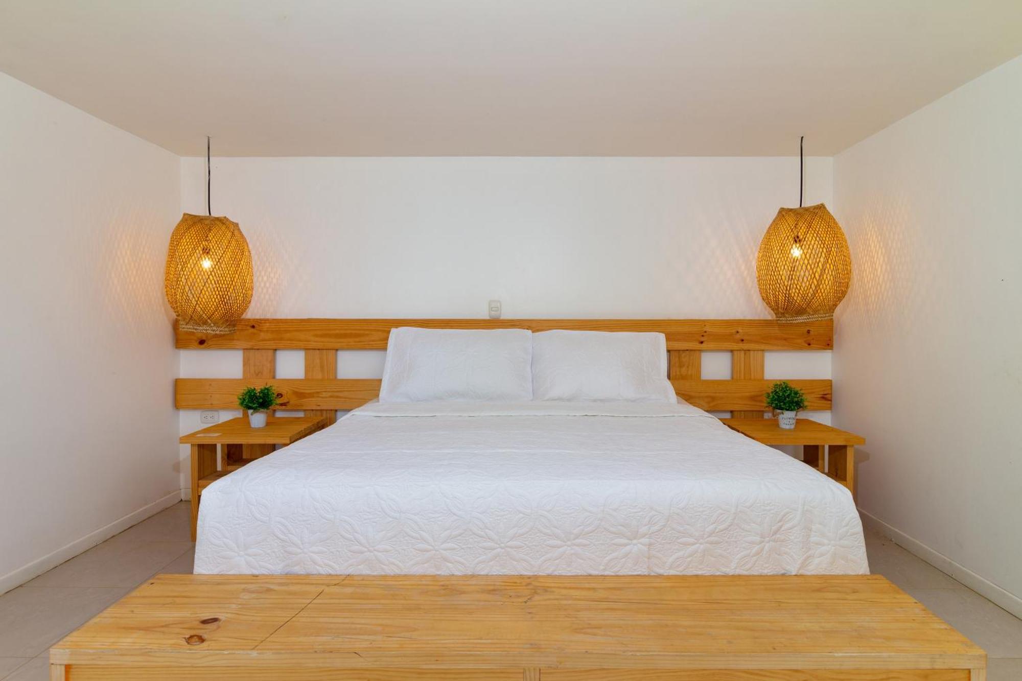 Arena Hotel 3*