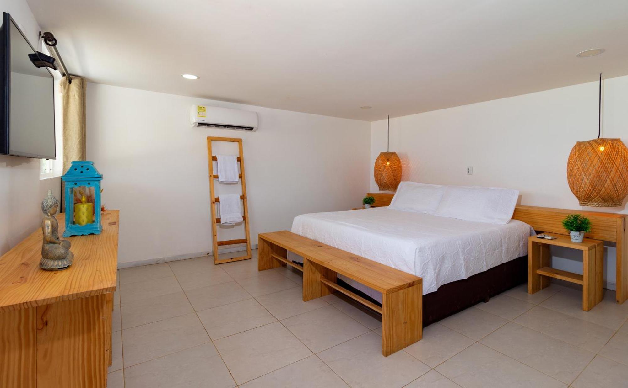 Arena Hotel 3*