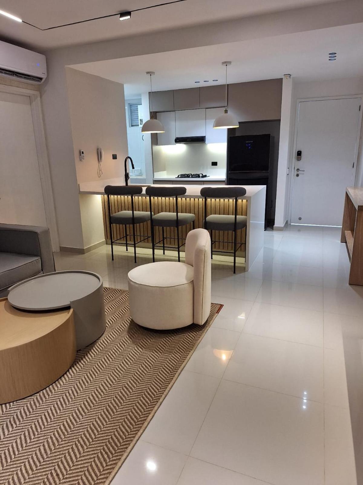 Lujoso Apto Con Vista Al Mar En Morros Ultra Apartamento *
