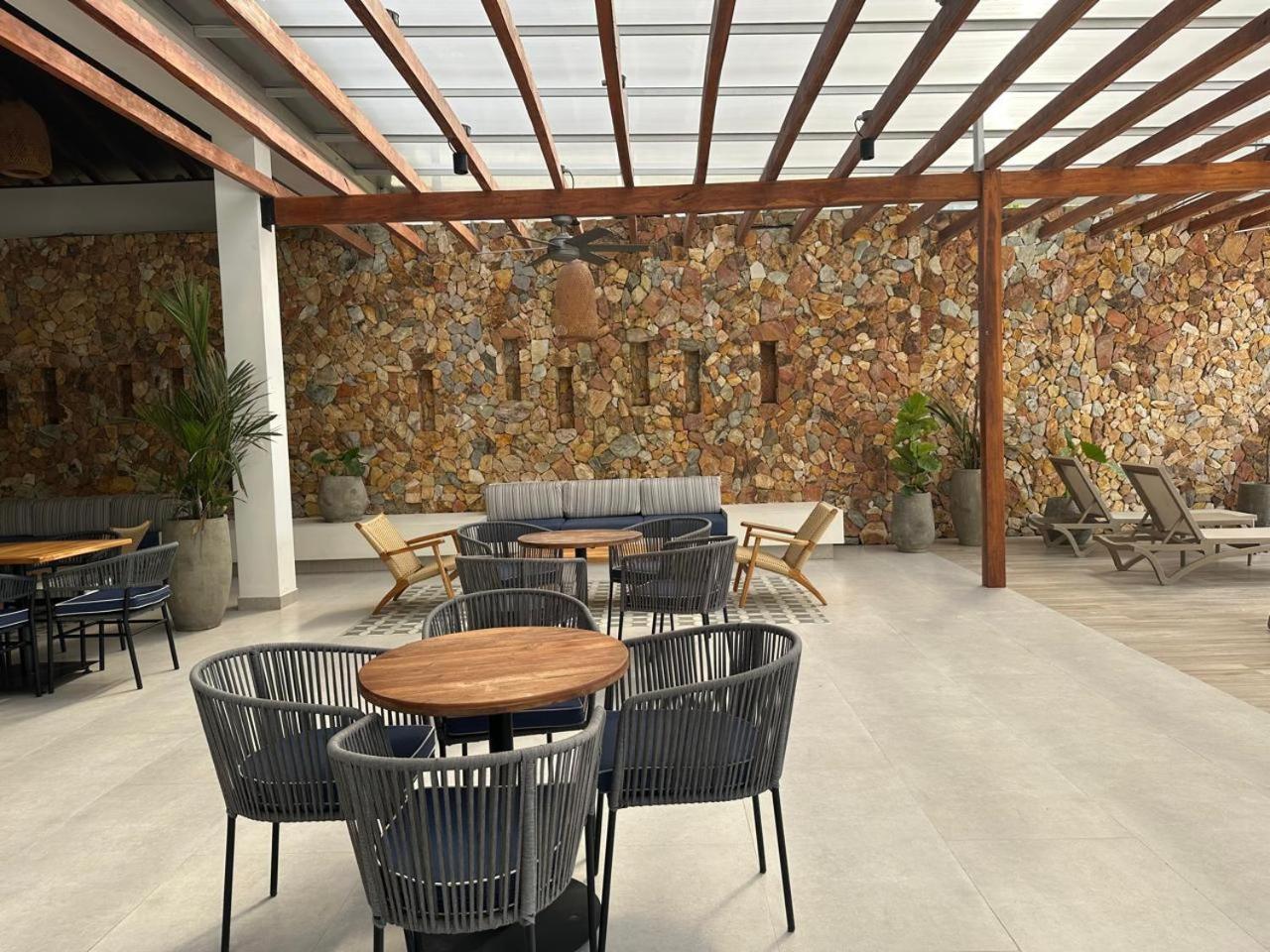 Baia Kristal Penthouse Playa Artificial Mas Grande De Colombia Apartamento Cartagena