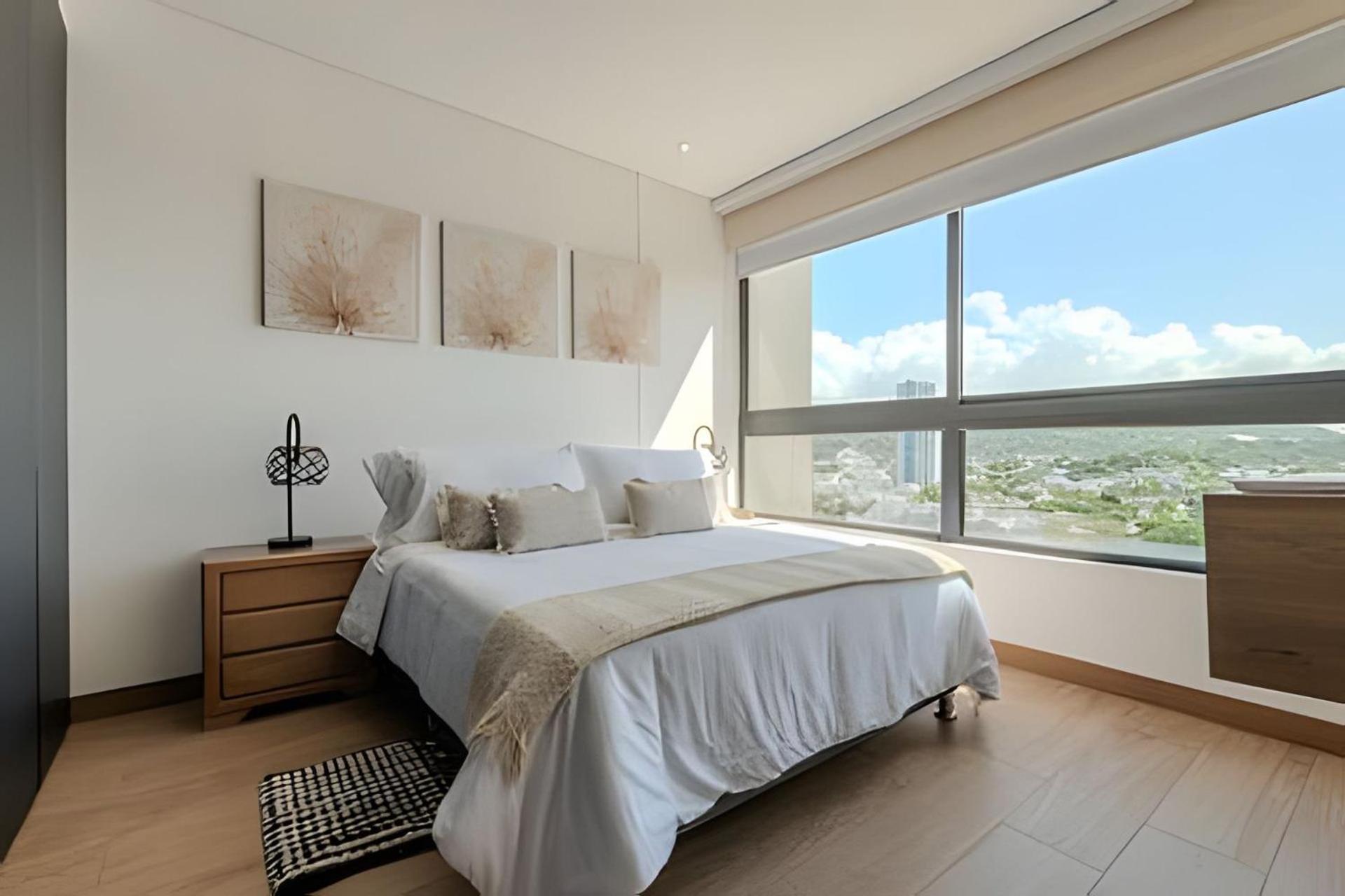 Apartamento Lujoso Y Nuevo Cerca Al Centro/ Piscina Panoramica *