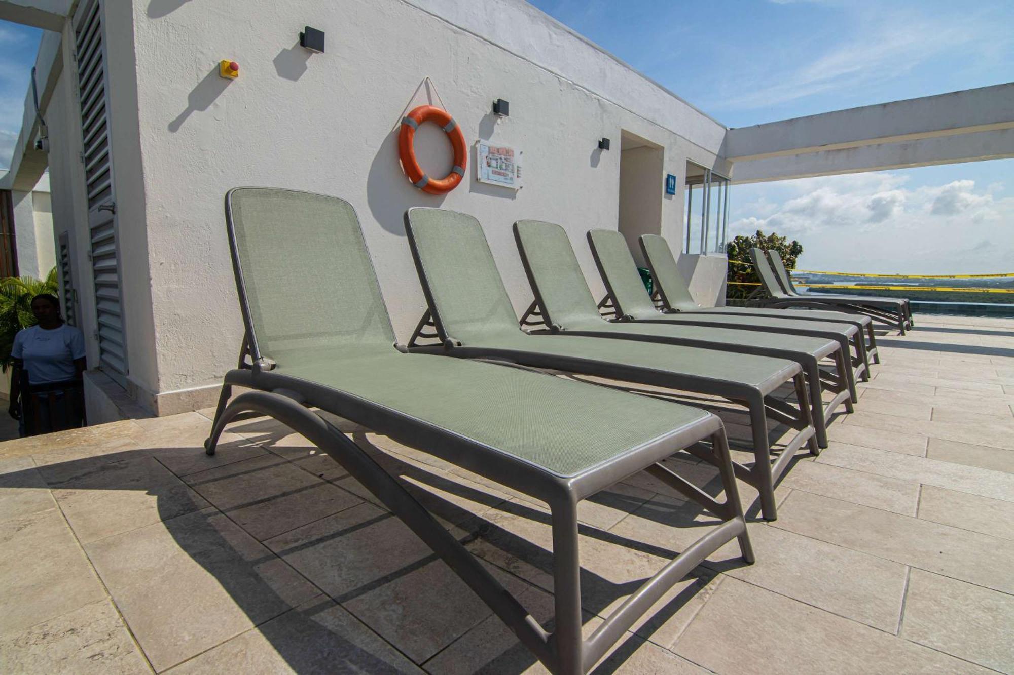 New & Comfortable In Cielo Mar *