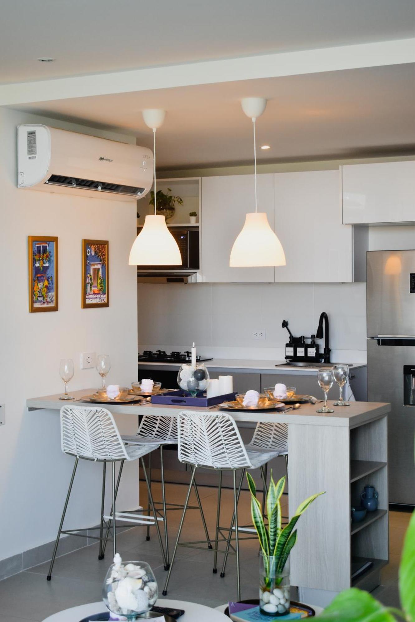 Apartamento De Lujo Frente Al Mar Con Piscina *