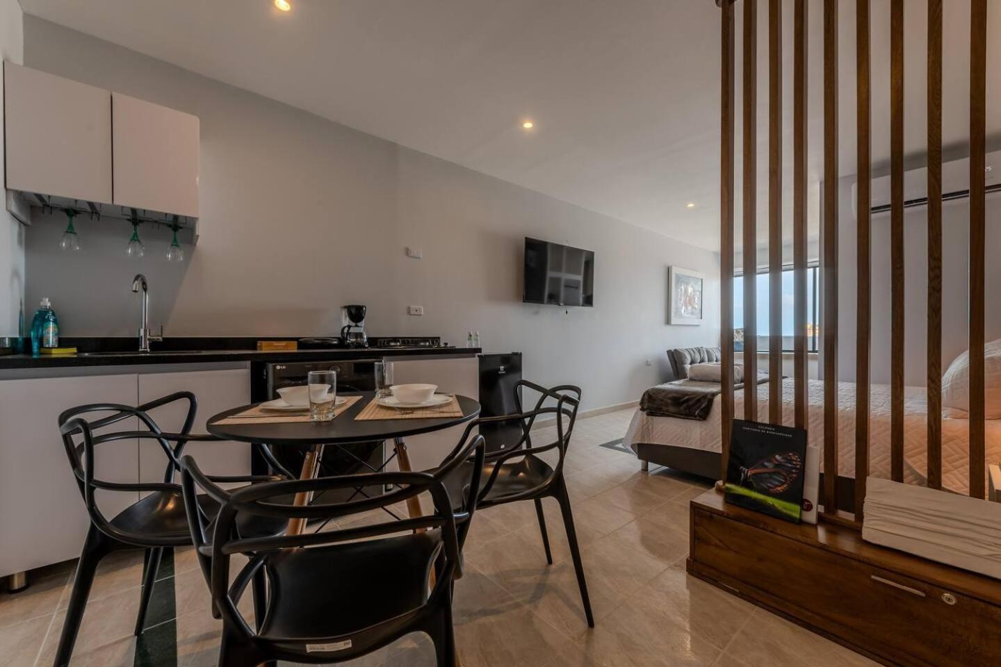 Unbeatable Location -exclusive Views- Clock Tower Apartamento