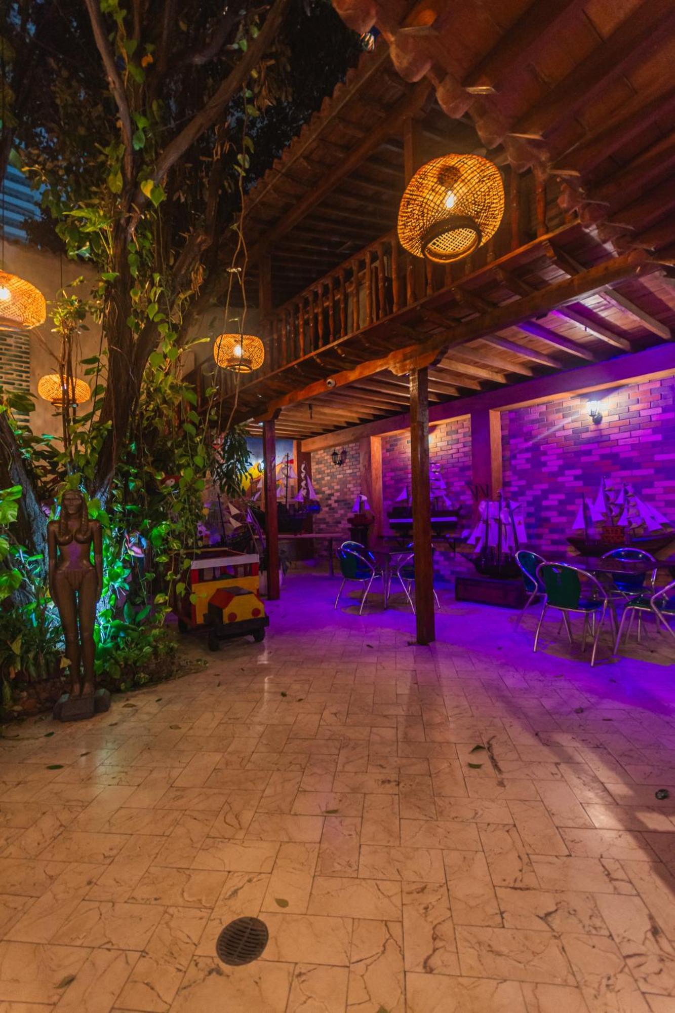 Hotel Baluarte Coast