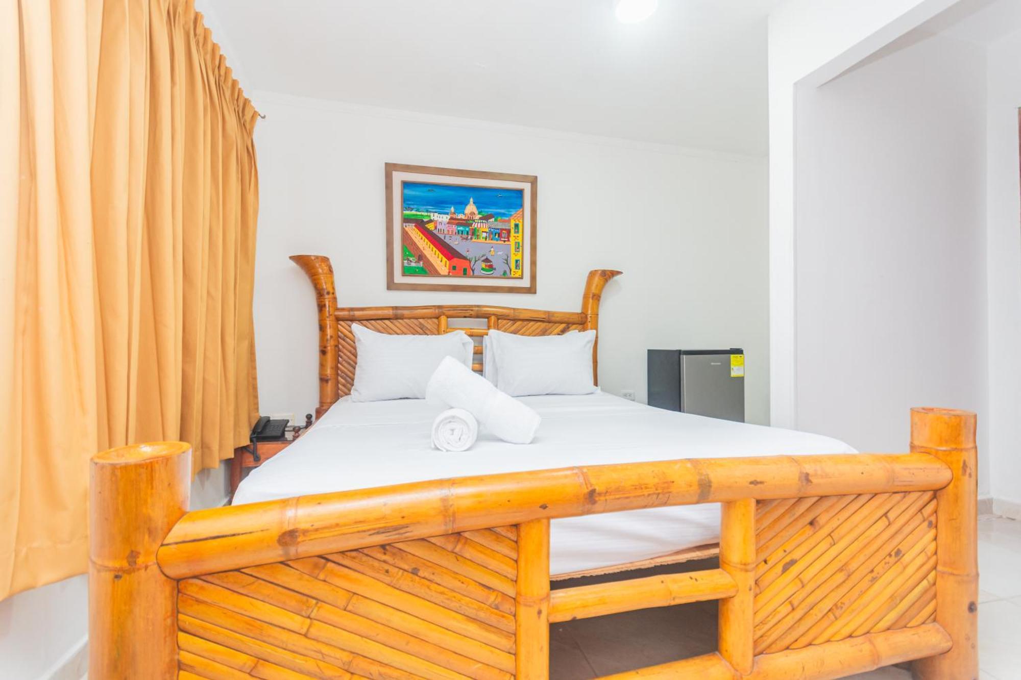 Baluarte Coast Hotel 3*