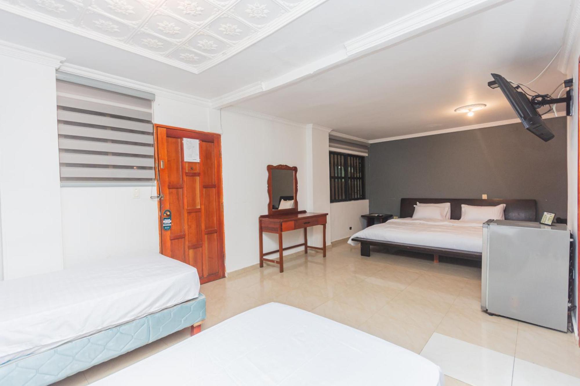 Hotel Baluarte Coast 3*