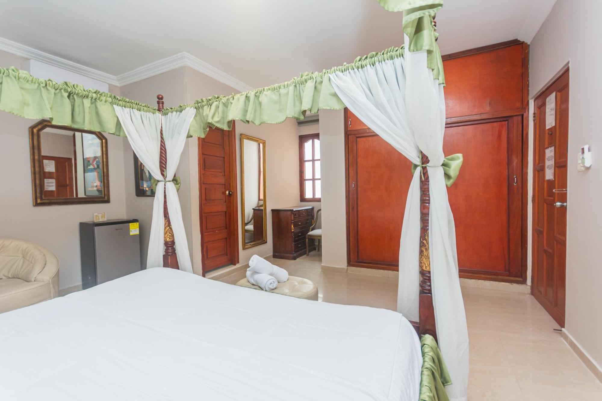 Baluarte Coast Hotel