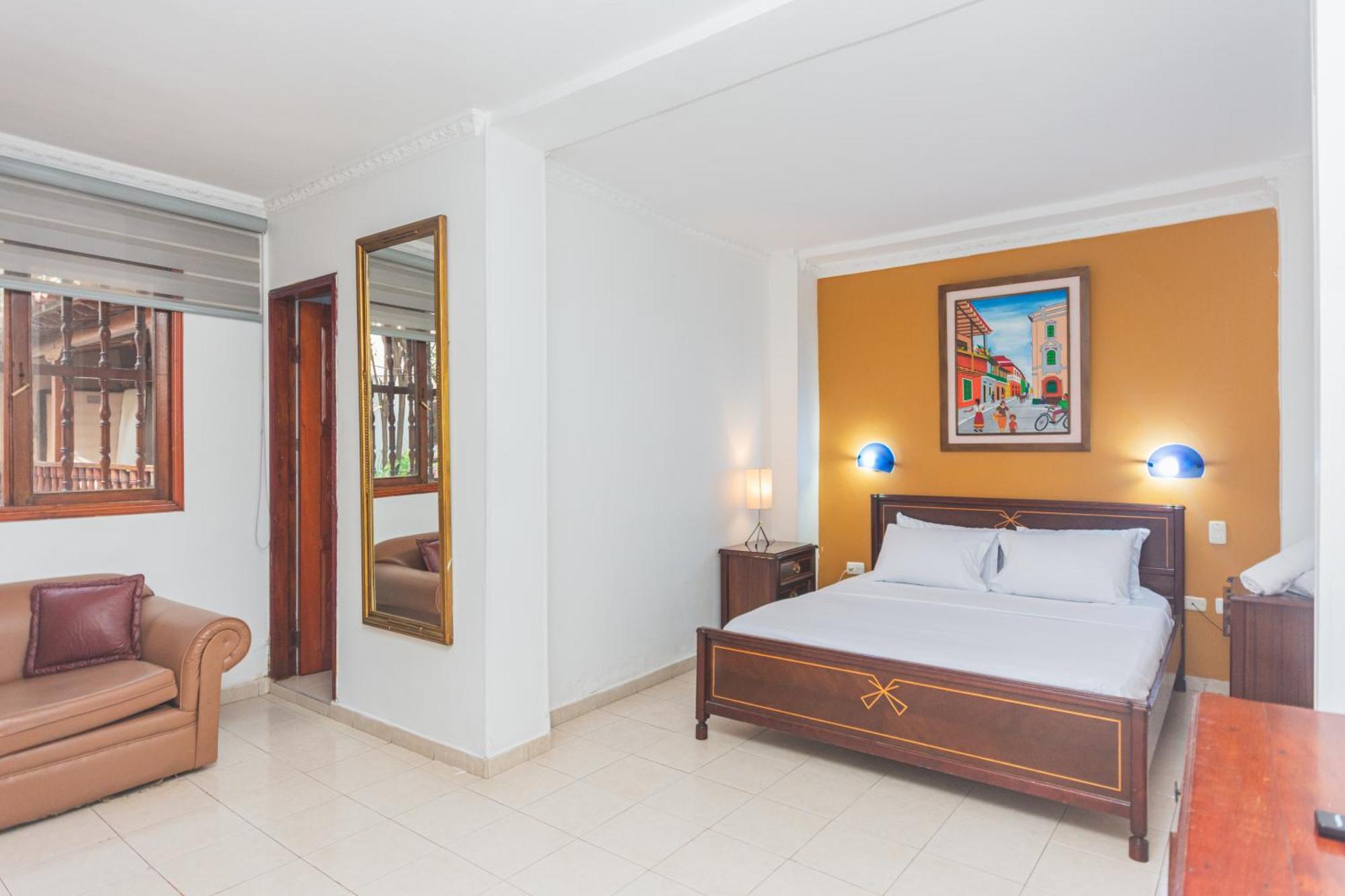 Baluarte Coast Hotel 3*