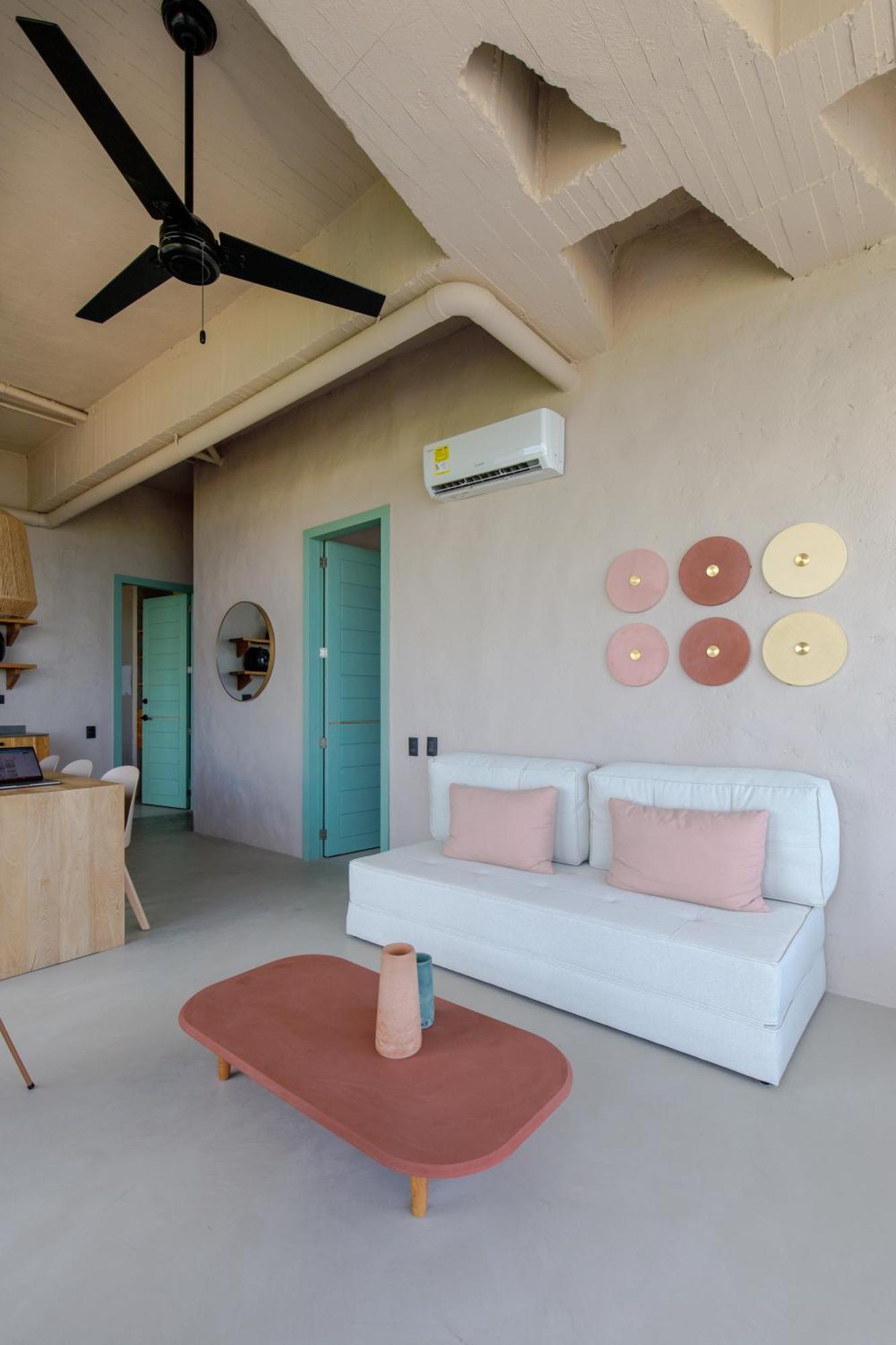 Apartahotel H-be9 Frente Al Mar Con Aire Acondicionado Y Wifi *