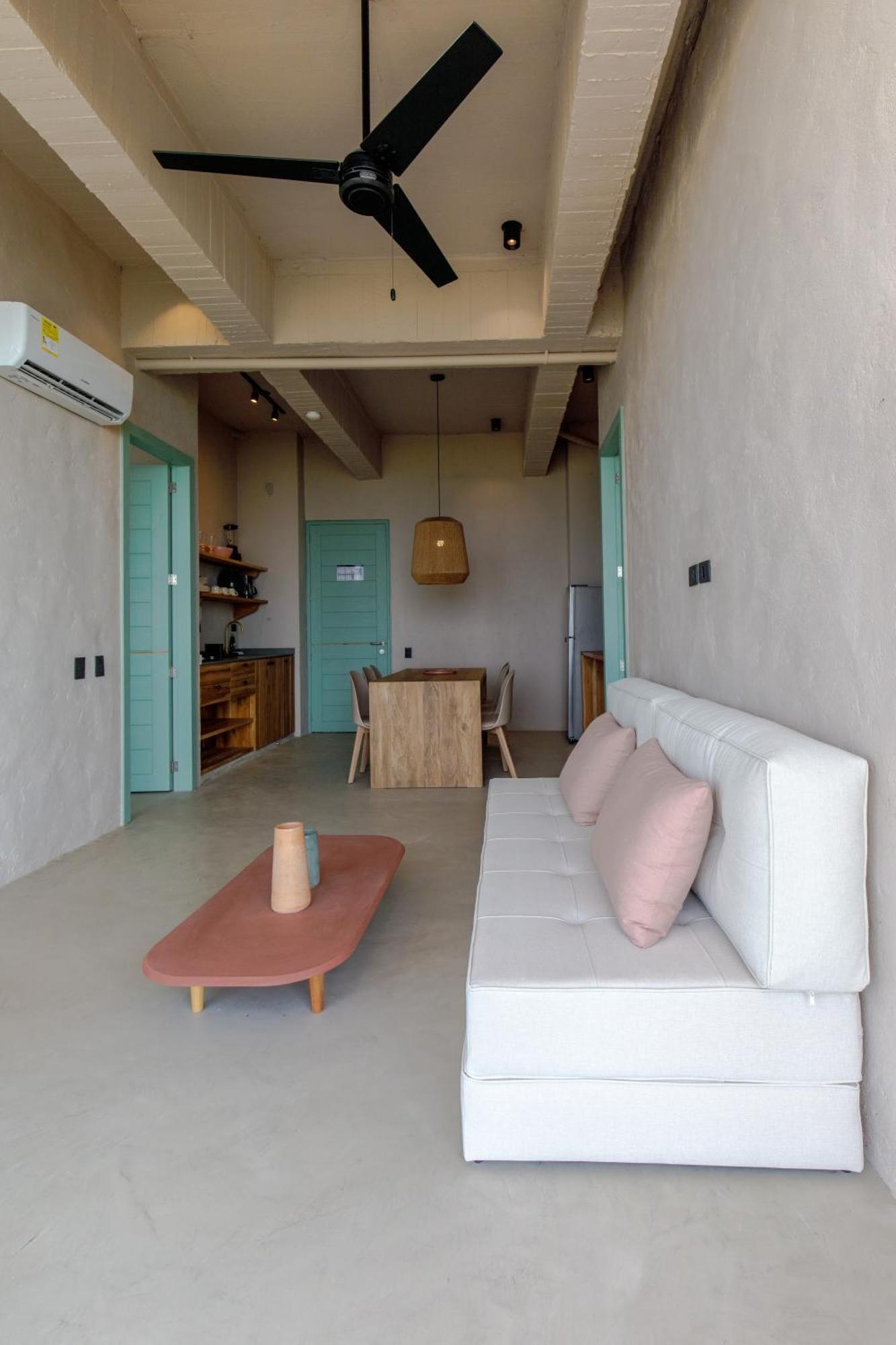 Apartahotel H-be9 Frente Al Mar Con Aire Acondicionado Y Wifi *