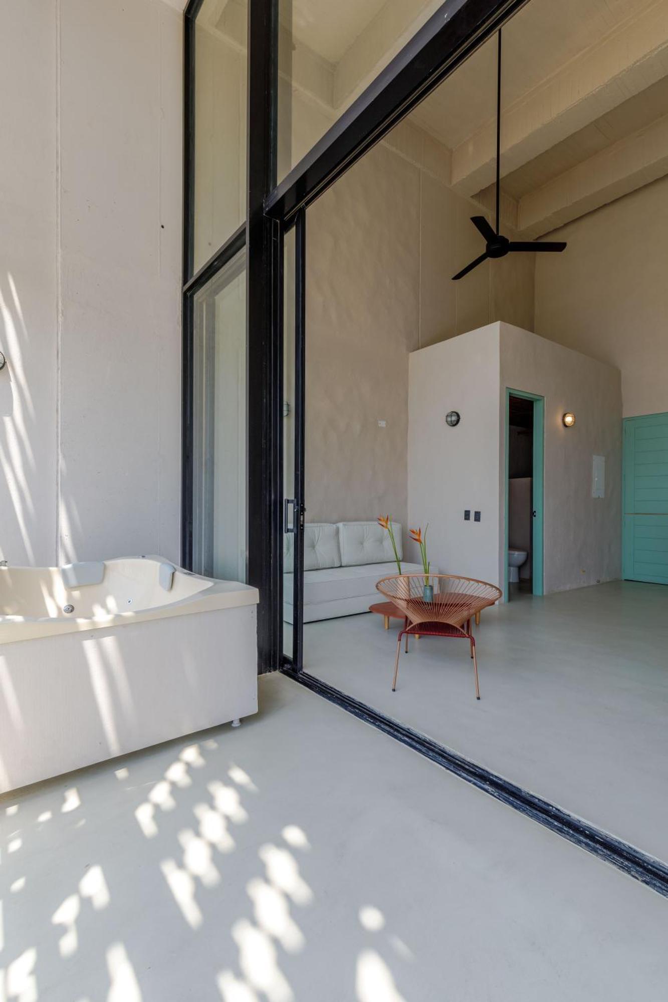 Apartahotel H-be9 Frente Al Mar Con Aire Acondicionado Y Wifi