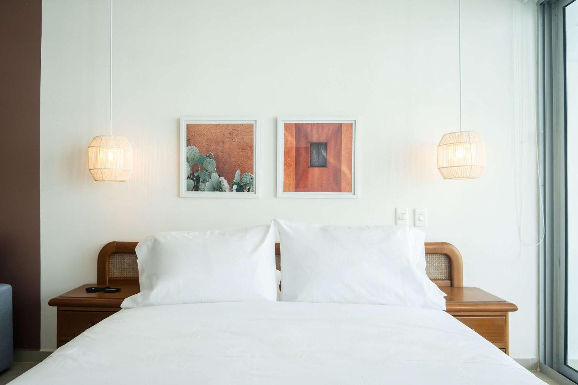 Impeccable 2br With Charming Balcony In Sunset Cartagena
