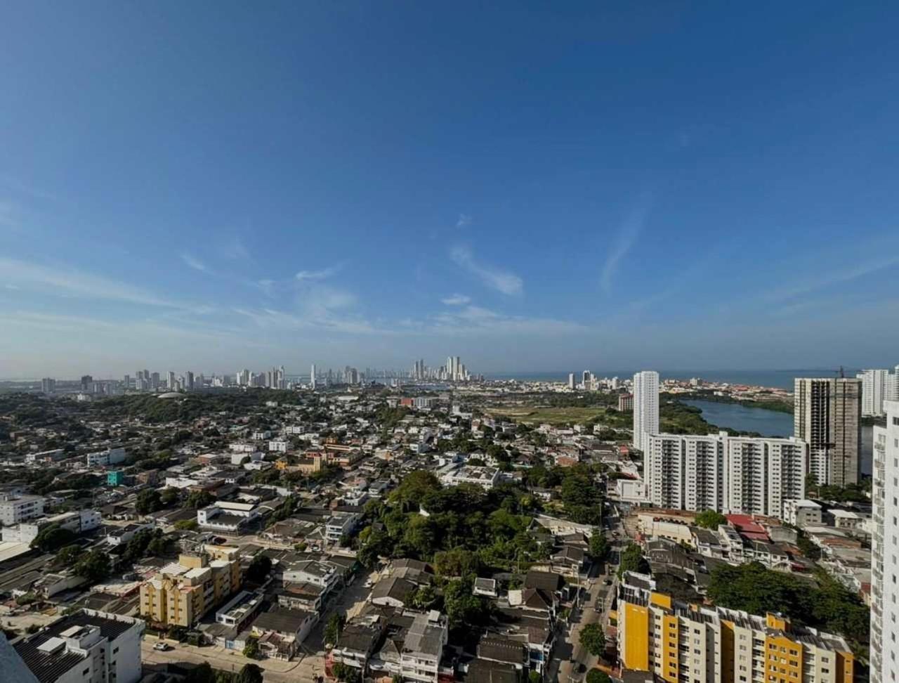 Ocean Breeze 3br Pool & Balcony - Torre Primi *