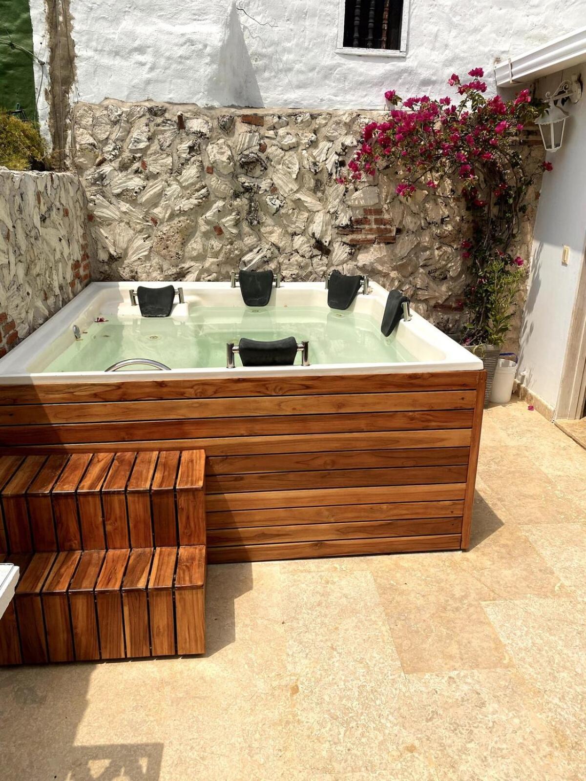 Casa Beatriz Luxury Colonial House *