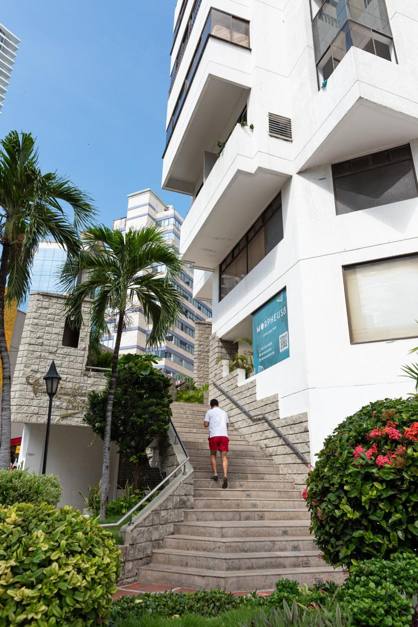 En Bocagrande - Piscina, Jacuzzi Y Mar Apartamento Cartagena