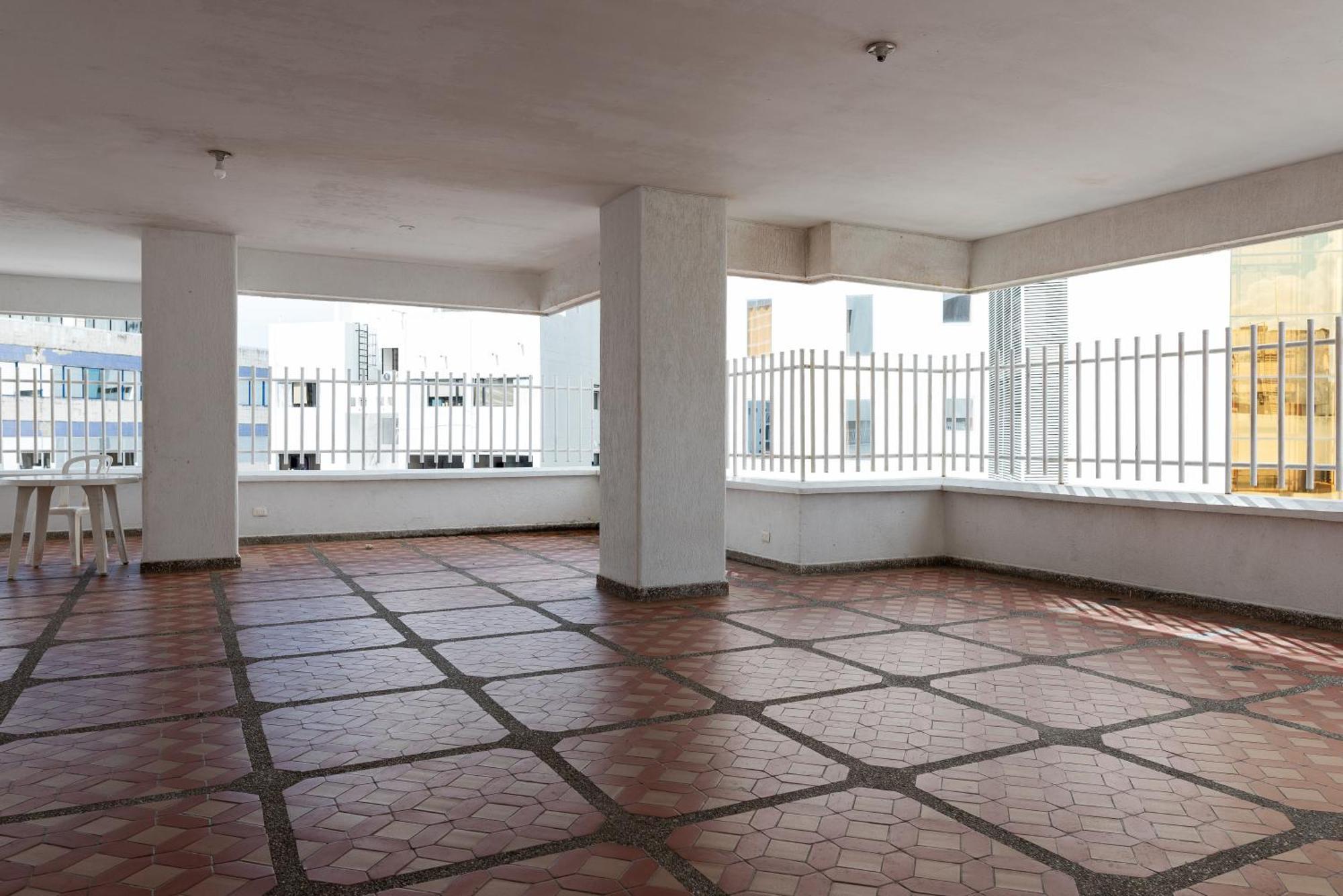 Apartamento En Bocagrande - Piscina, Jacuzzi Y Mar