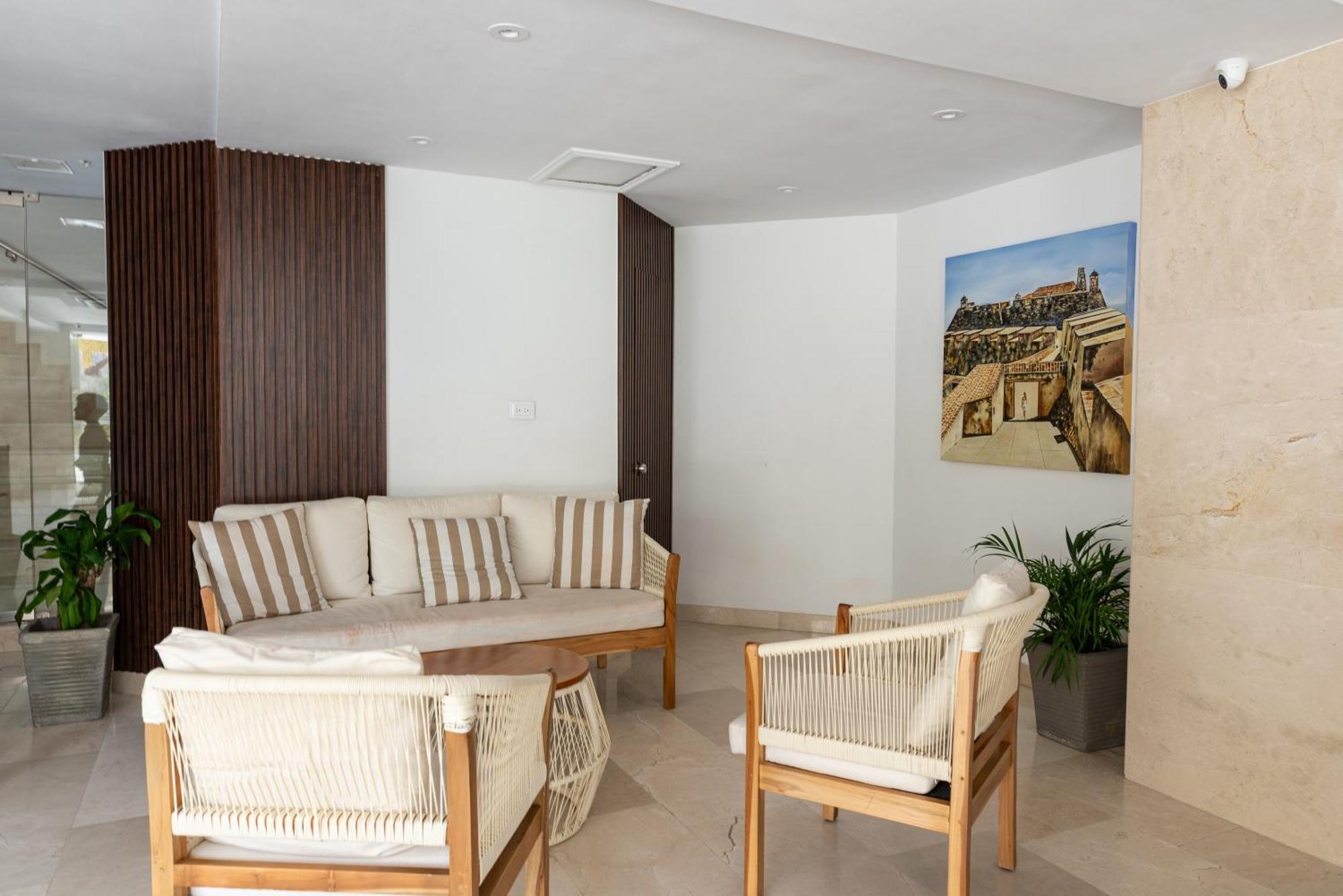 Apartamento En Bocagrande - Piscina, Jacuzzi Y Mar Cartagena