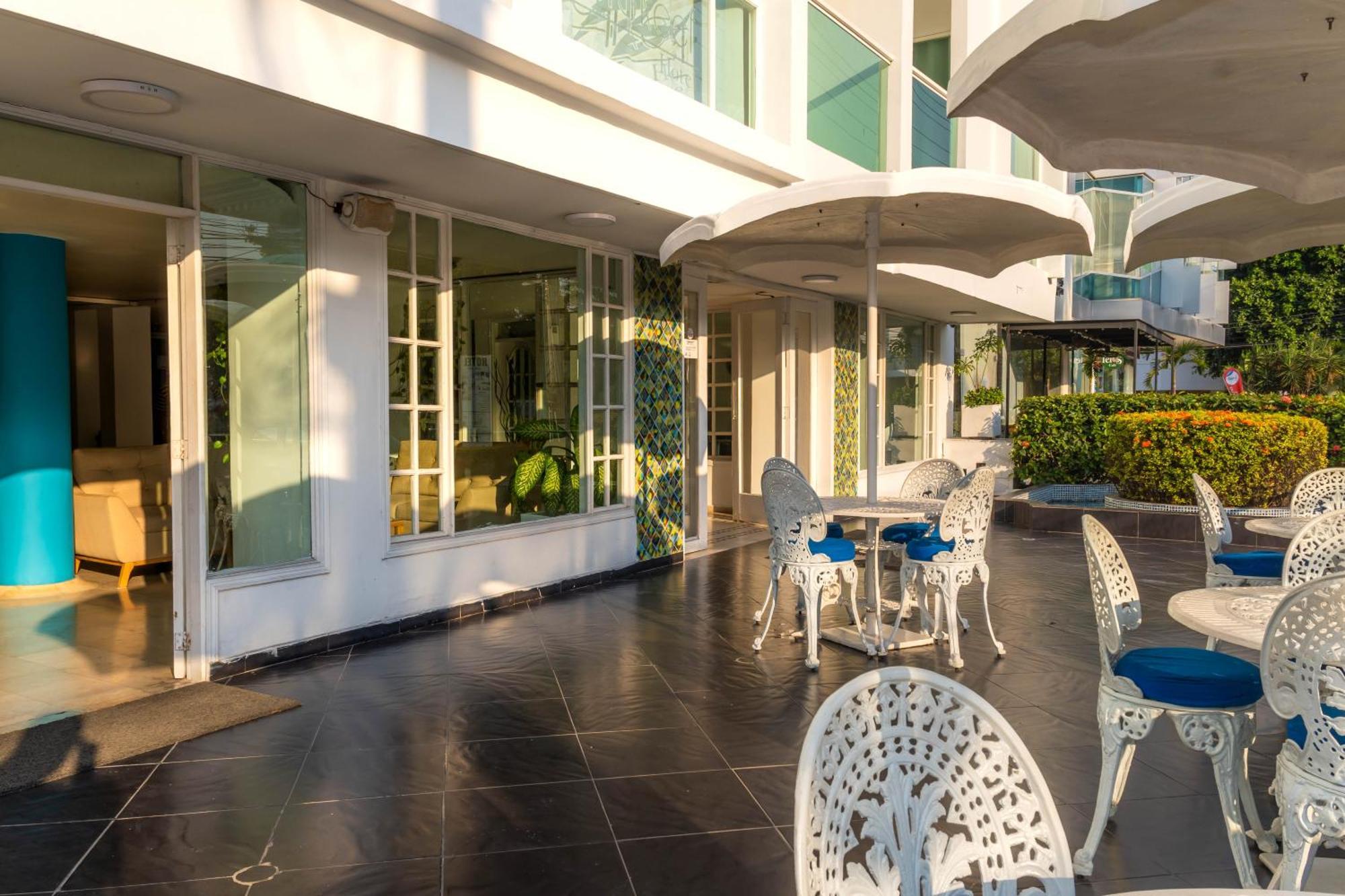 Hotel Coral Reef Cartagena 3*