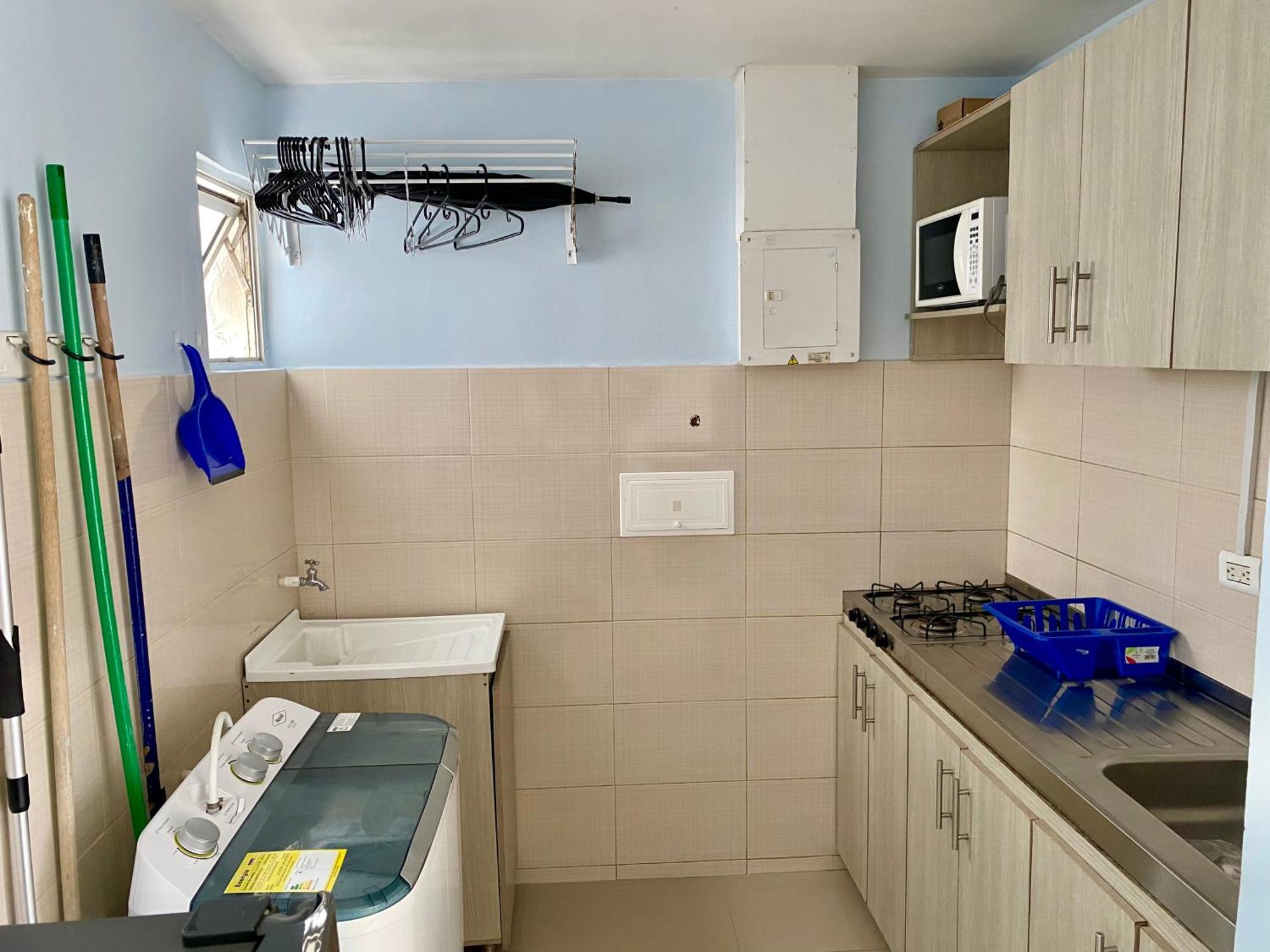 Apartamento En Cartagena, Entero Y Amueblado *