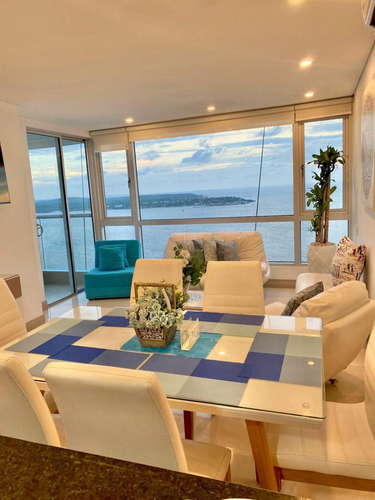 Beachfront 3br W 360 Views * Cartagena