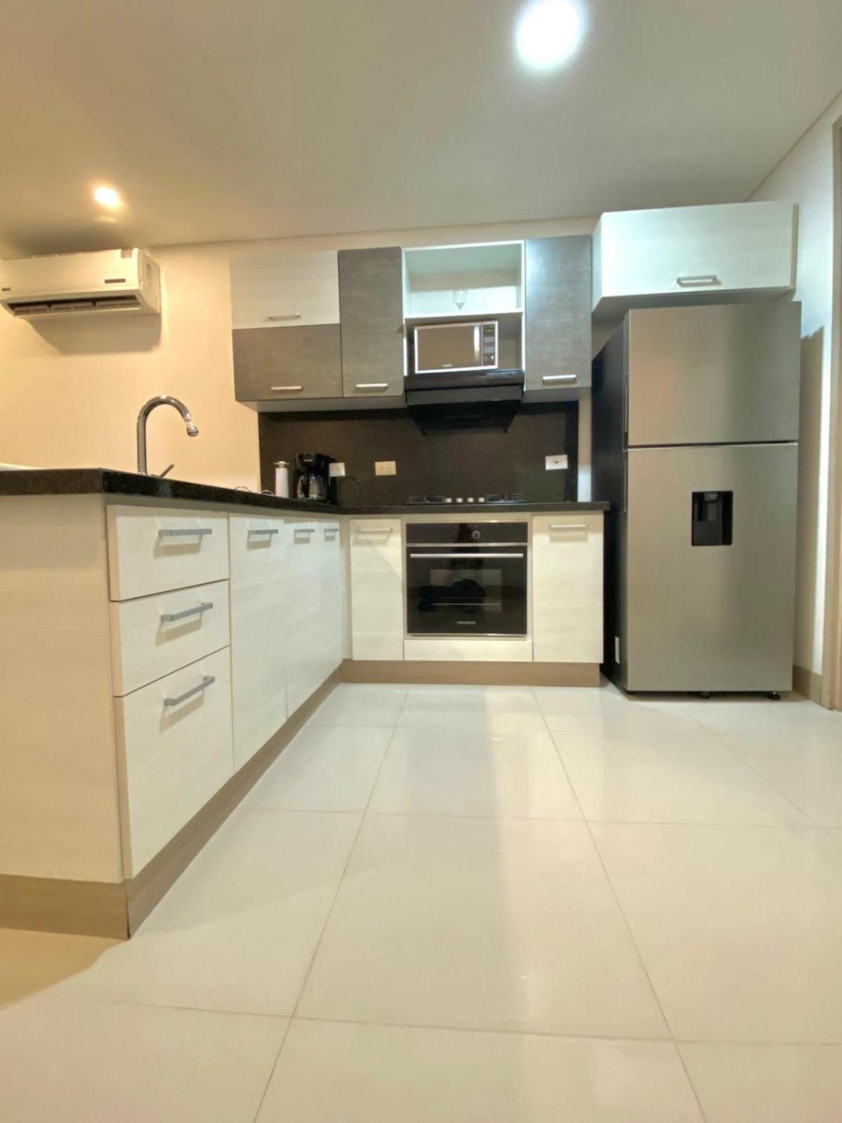 Apartamento Beachfront 3br W 360 Views Cartagena