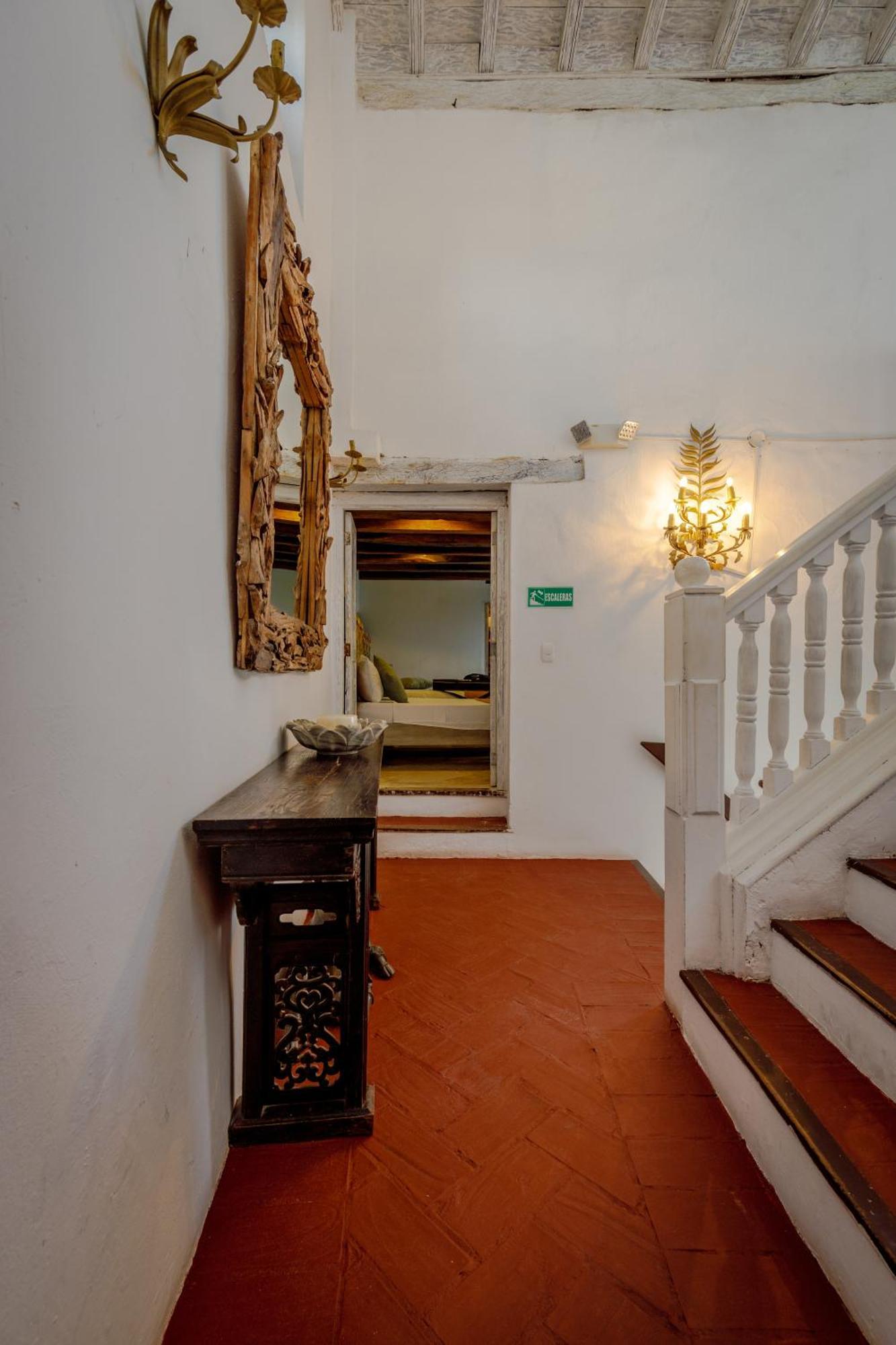 Bolola Hotel