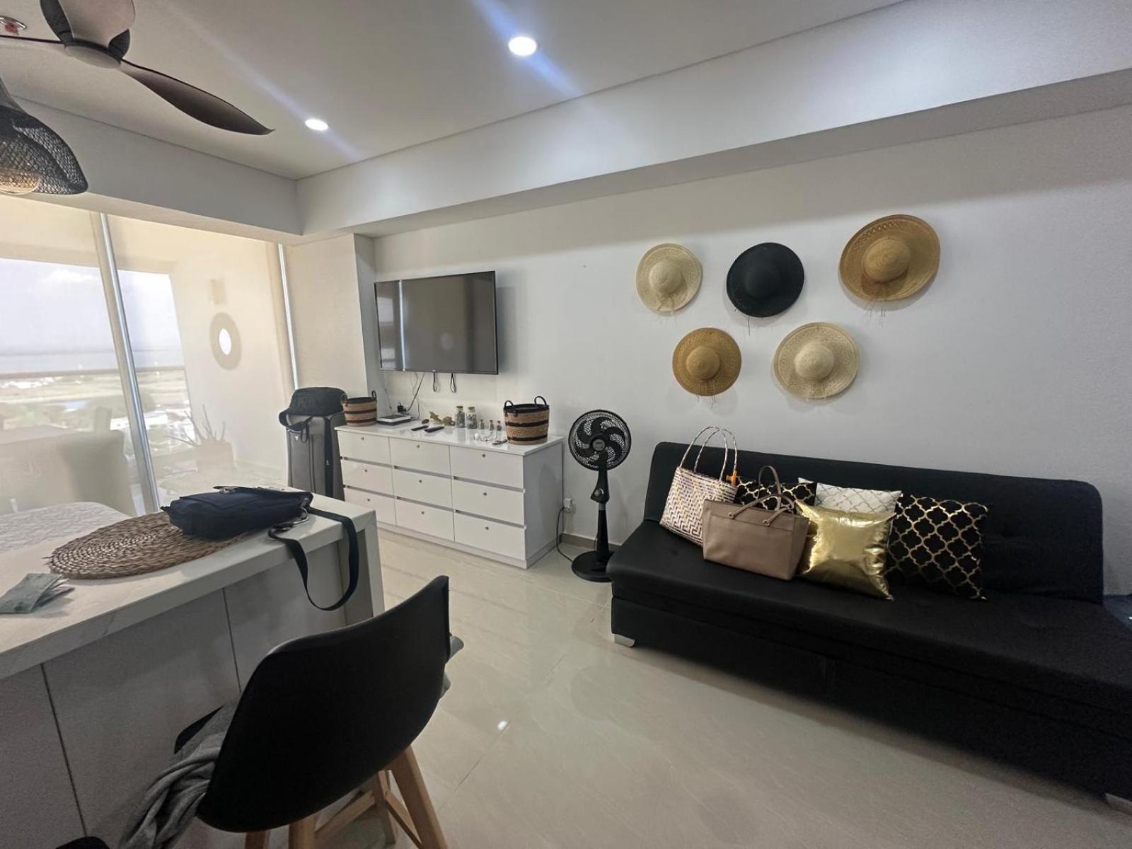 Aparta Suite Fantastique Cerca Al Aeropuerto De Cartagena * Cartagena