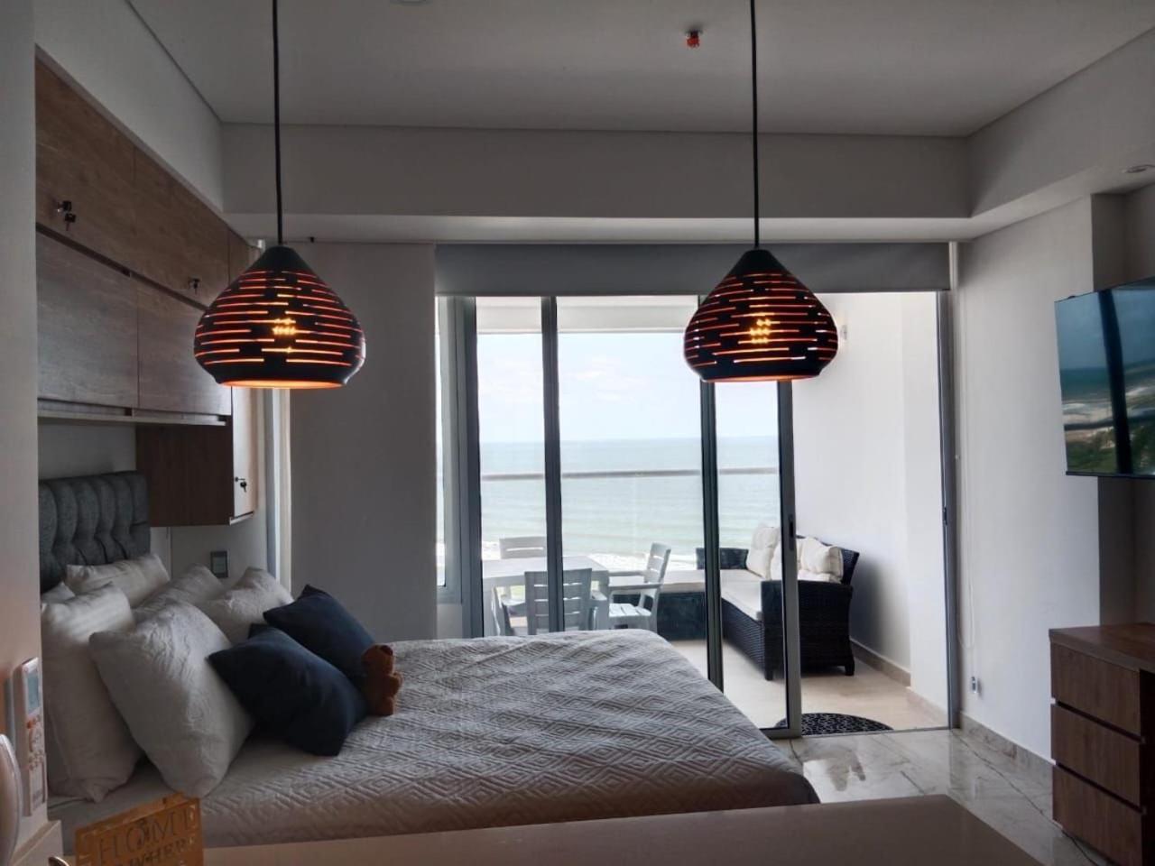 Apartamento 1102 *