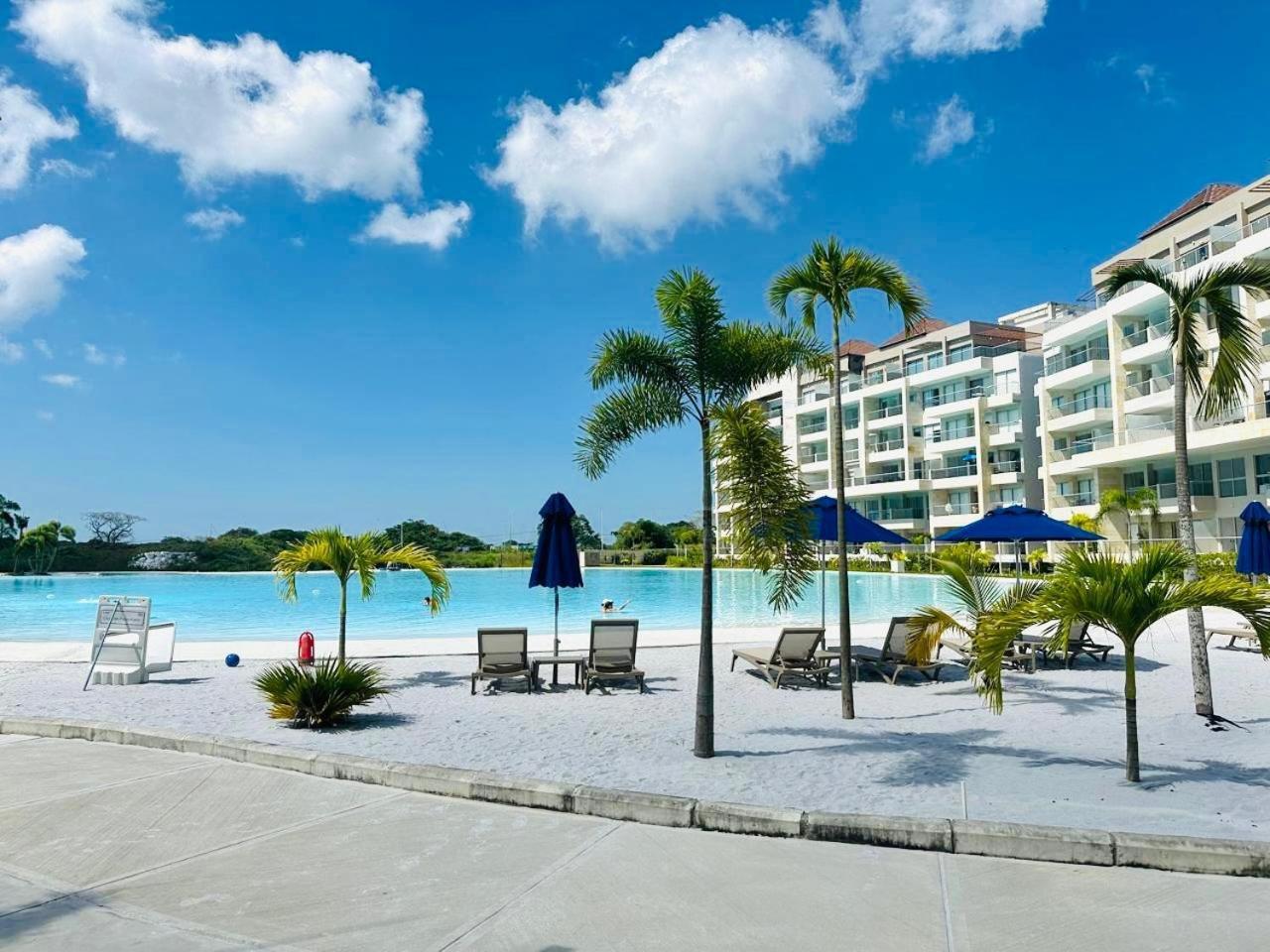 Baia Kristal Penthouse Playa Artificial Mas Grande De Colombia Apartamento