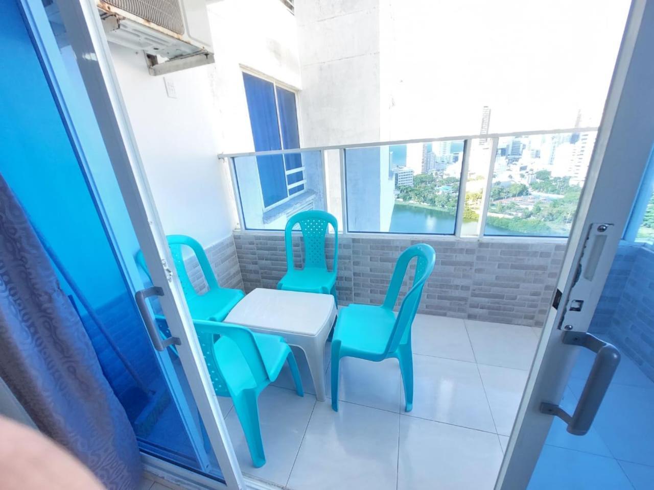 Vista Al Mar Y Piso 20 Apartamento *