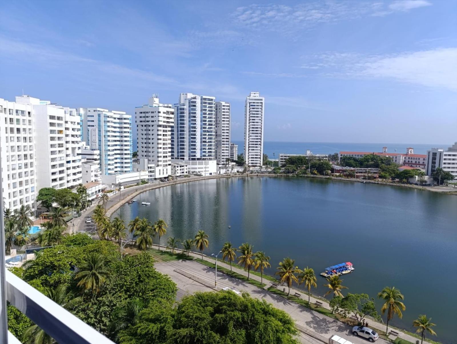 Apto Piso 10 Vista Hermosa Al Cartagena