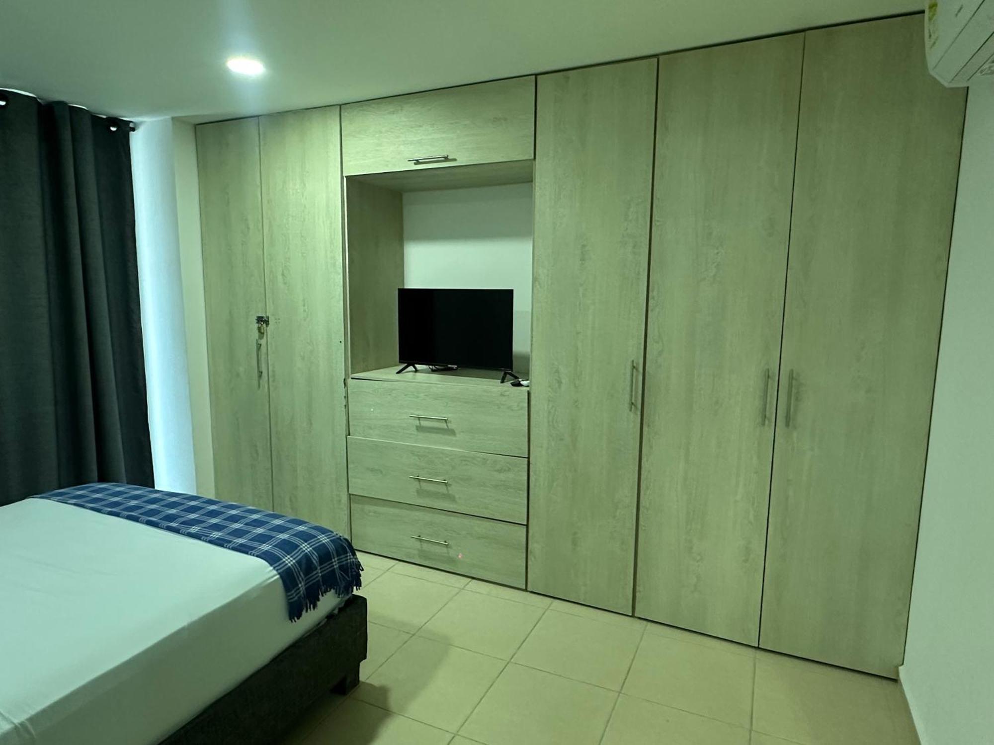 Amoblado En Cartagena, Cerca Al Aeropuerto Y Al Centro Historico Apartamento *