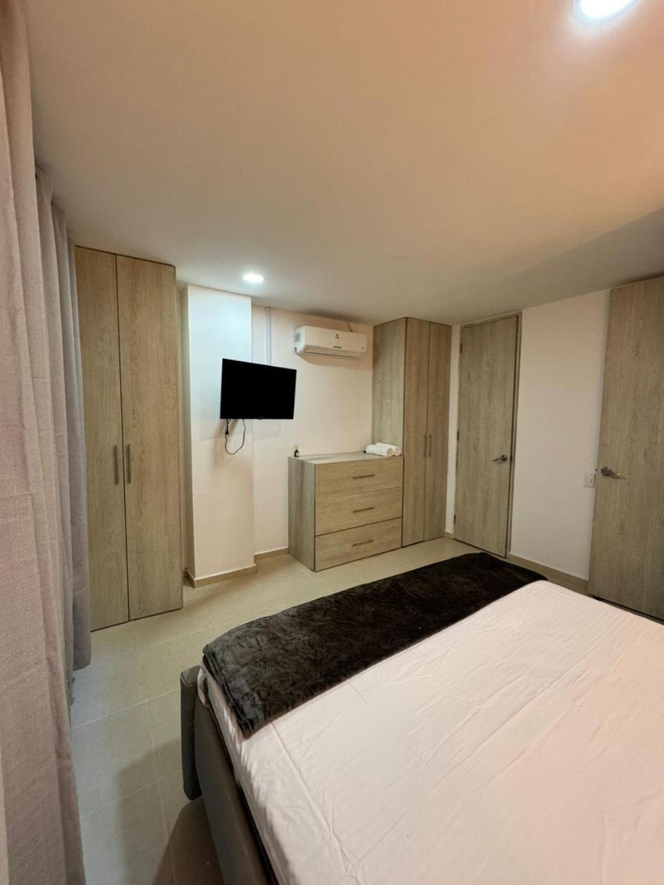 Apartamento Amoblado En Cartagena, Cerca Al Aeropuerto Y Al Centro Historico *
